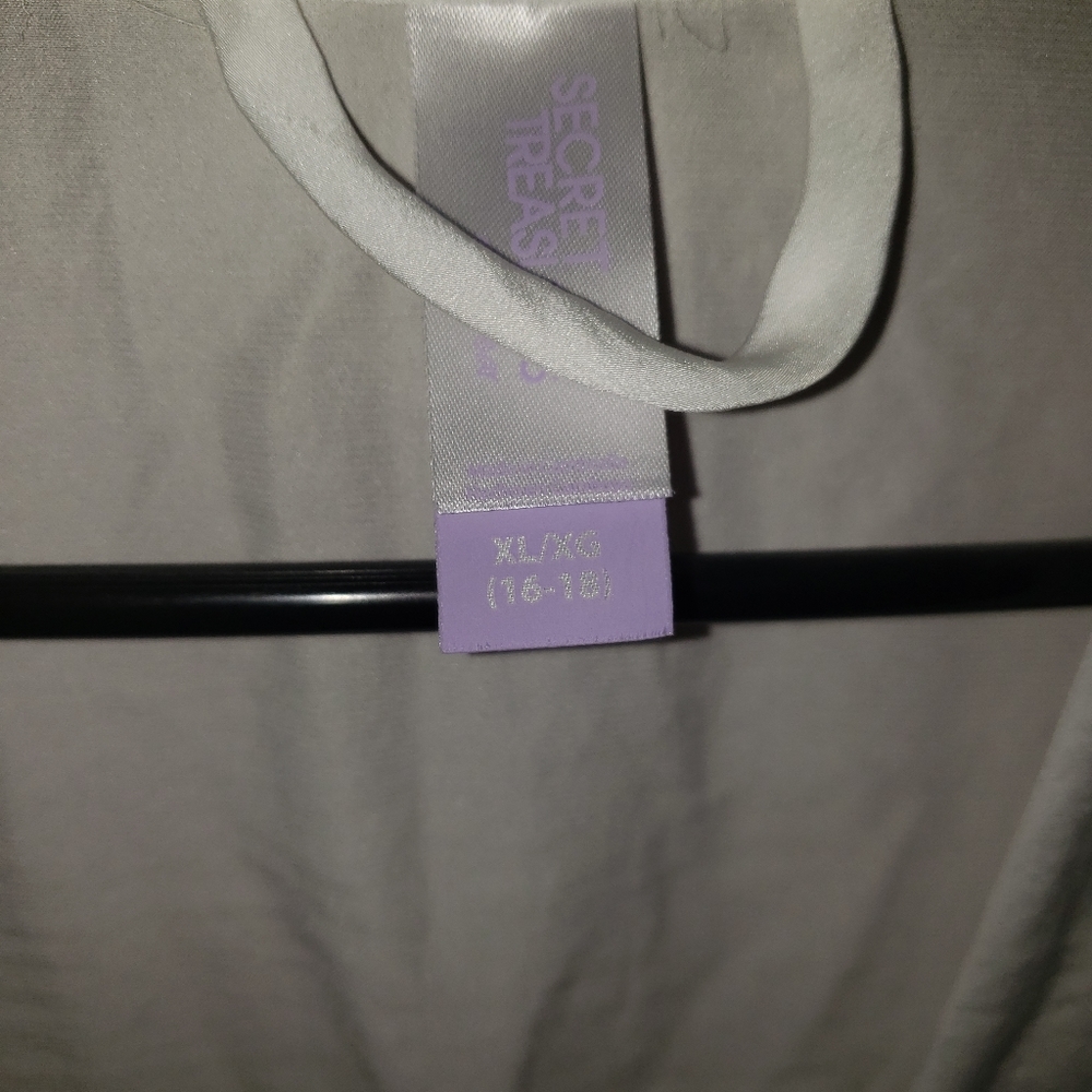 Bridal Robe - Picture 3 of 5